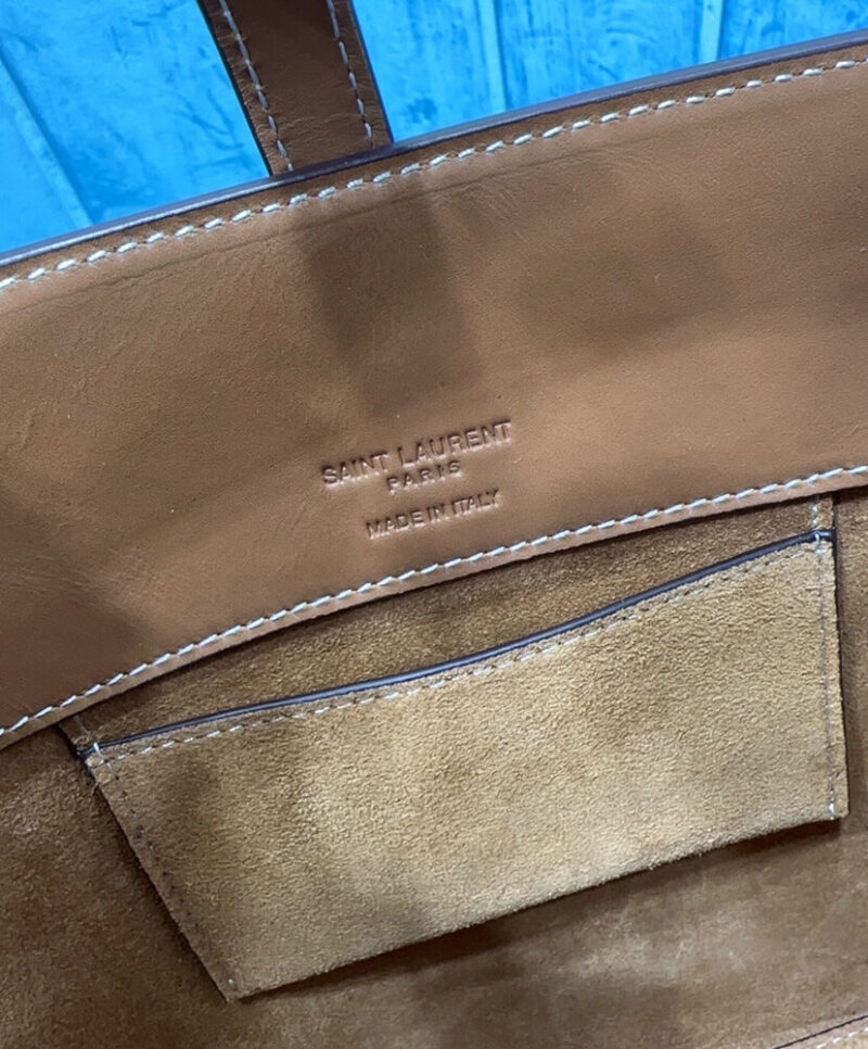 Saint Laurent Le 37 Small In Shiny Leather